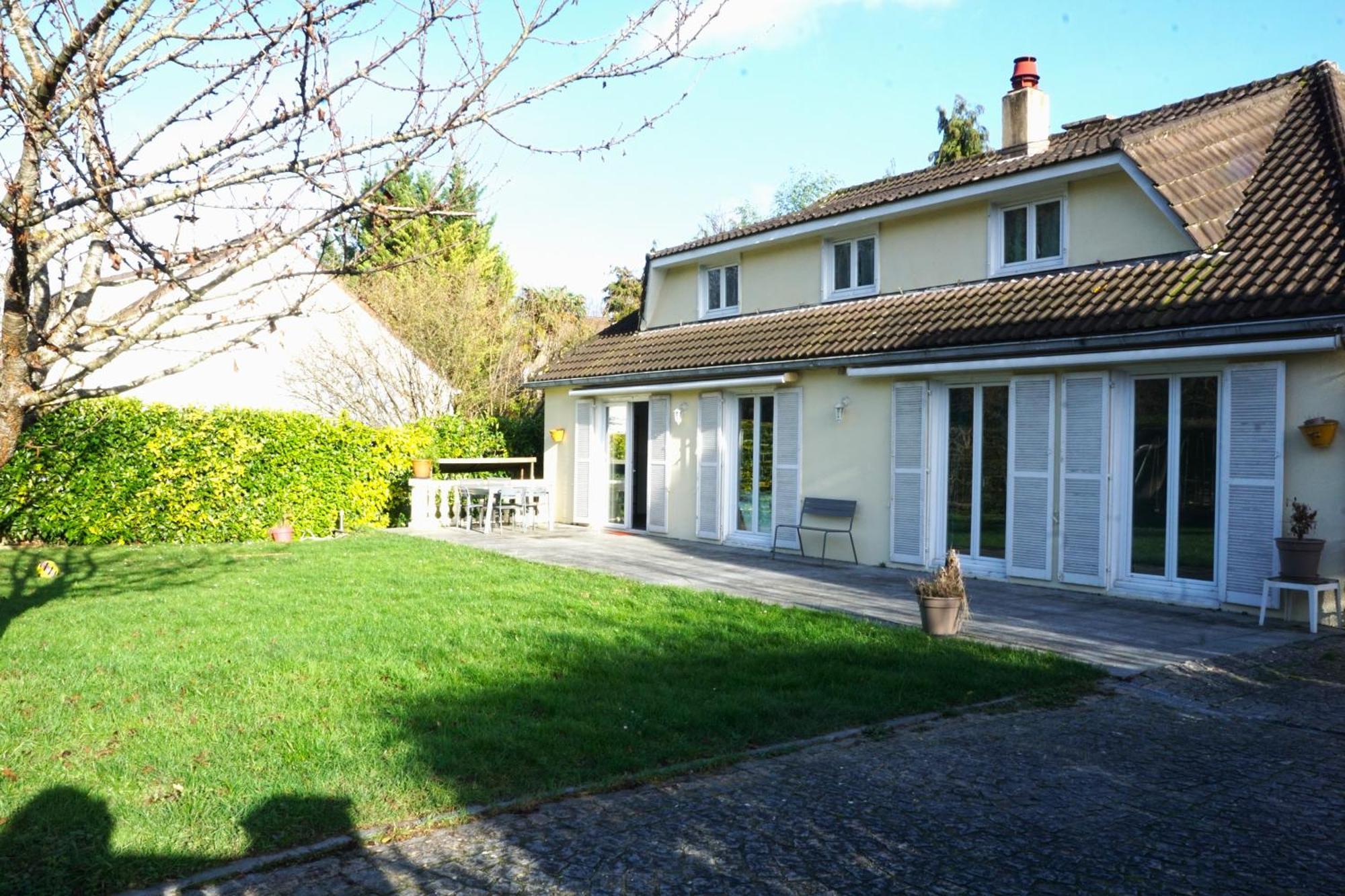 M&a Maison De Campagne/ Disney/paris/wifi/jeux Ferienhaus *