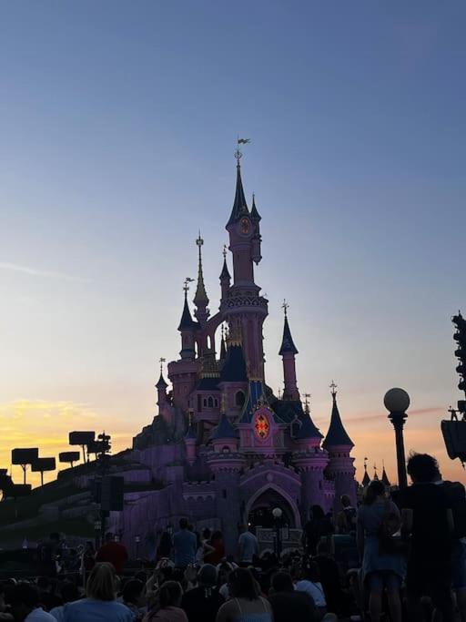 M&a Maison De Campagne/ Disney/paris/wifi/jeux * Croissy-Beaubourg