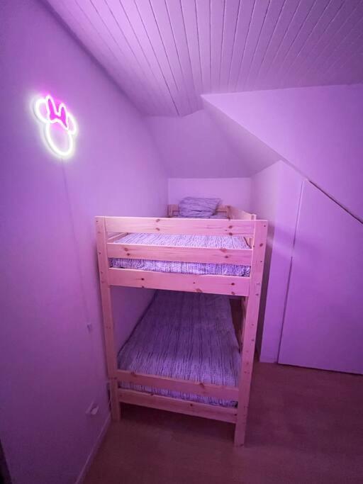 M&a Maison De Campagne/ Disney/paris/wifi/jeux *
